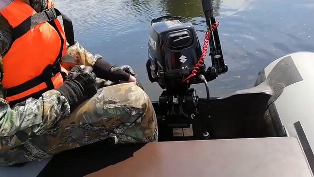 Краткий обзор мотора Сузуки DT9.9AS смотреть онлайн