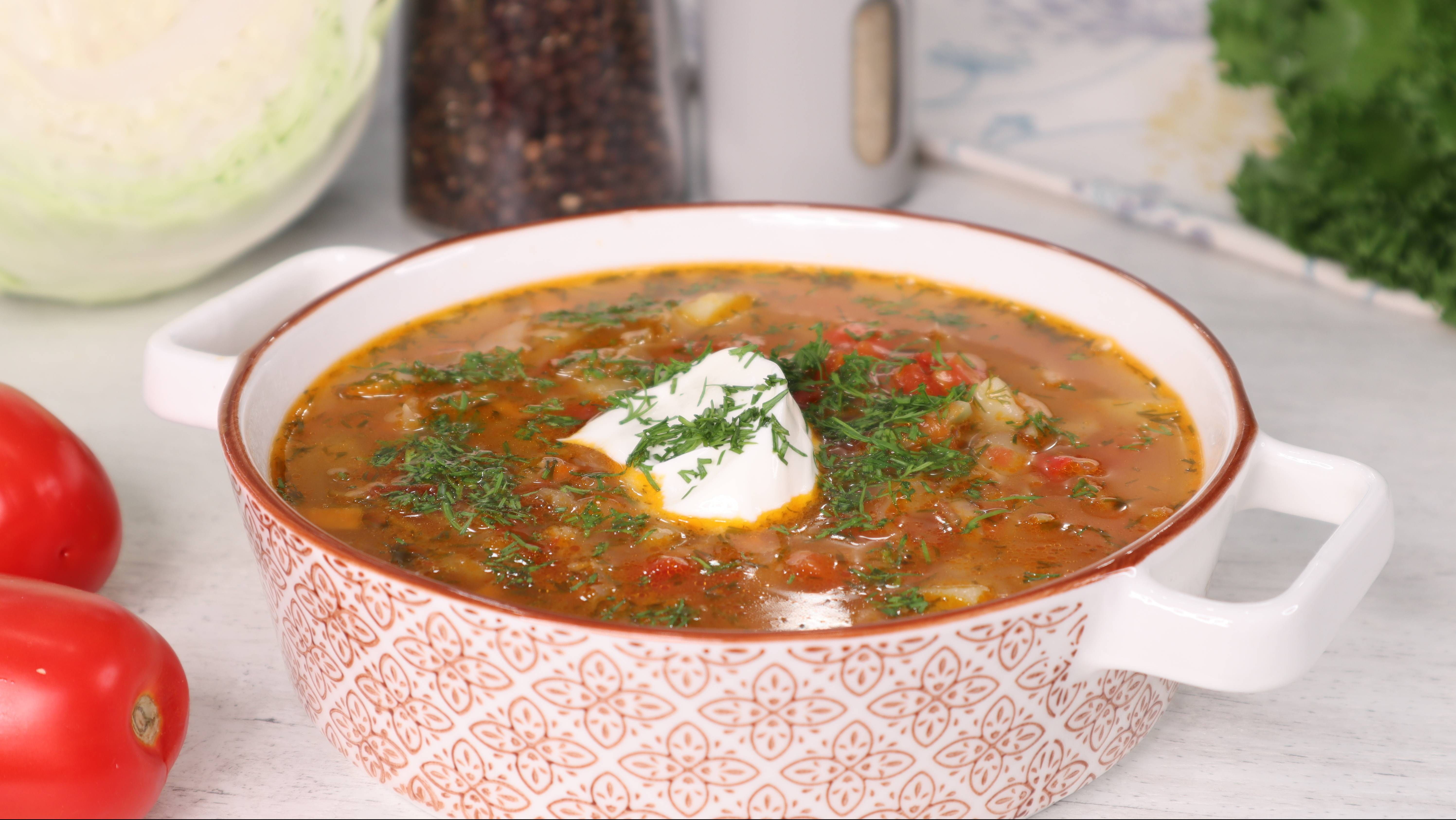 Такой борщ - "не борщ" я готовлю летом чаще других супов! У нас летом его просят каждую неделю смотреть онлайн