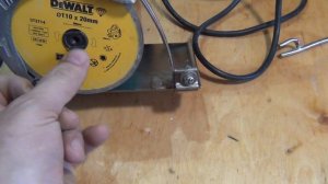 Плиткоріз електричний Makita 4100NH - невдалий інструмент для різу плитки. Можливо підійде для інши
