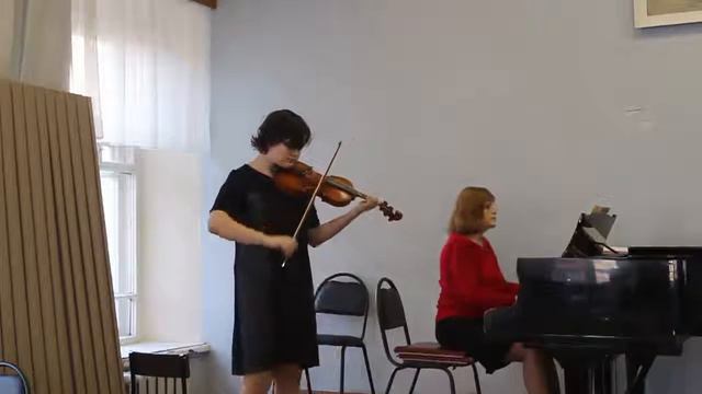 Люба Мартенсон исполняет  