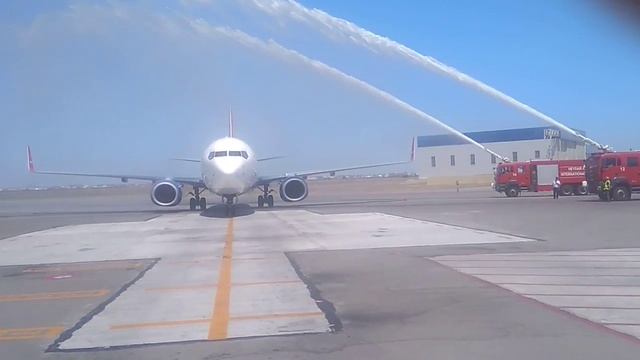 Встреча рейса авиакомпании Nord Wind в Международном аэропорту Гейдар Алиев смотреть онлайн