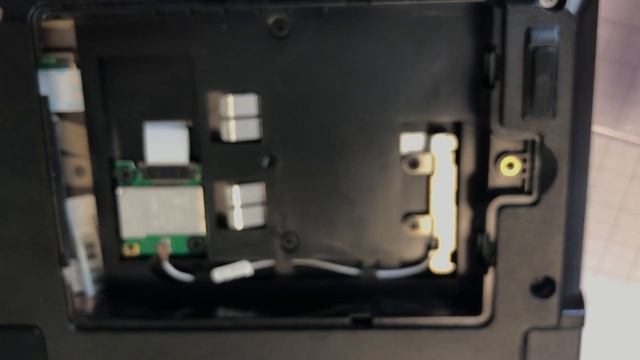 HOW TO REPLACE A NOTEBOOK HARD DRIVE fujitsu lifebook E8310 смотреть онлайн