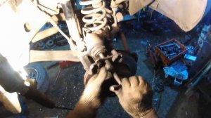 ремонт Гранд Чероки.замена передних тормозных колодок гранд чероки ZJ