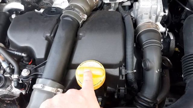 Renault Captur 2015 Under The Bonnet Review смотреть онлайн