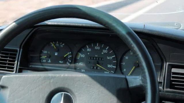 mercedes190-w201 смотреть онлайн