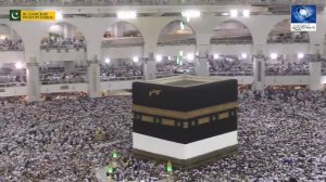 Священная  КААБА - совершение тавафа во время умры.