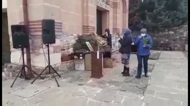 Православни християни изпълниха храм „Свети Йоан Предтеча” в Кърджали на Цветница смотреть онлайн