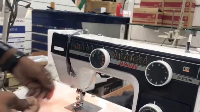 How to use a sewing machine/JANOME 393 SEWING MACHINE смотреть онлайн