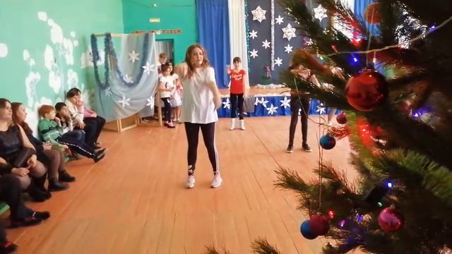 Танец на нг. 6 класс? смотреть онлайн