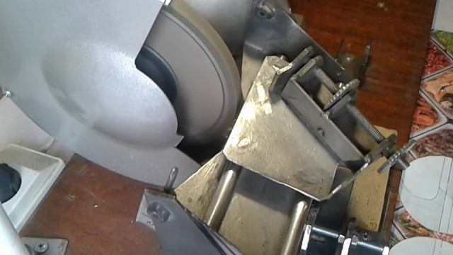 Доработка приставки для заточки свёрл с плоскими задними поверхностями смотреть онлайн