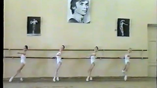 Vaganova Ballet academy, grade 3 ballet exam - year 1993 смотреть онлайн