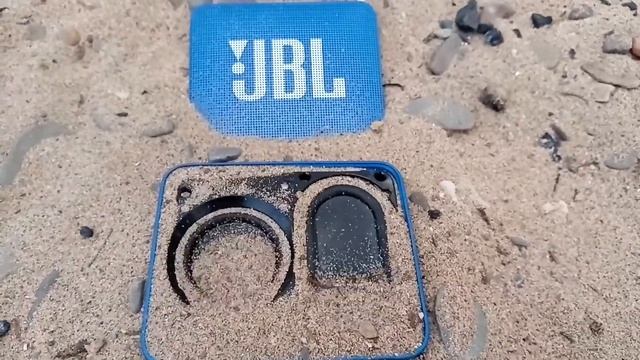 JBL GO 2 SAND BASS TEST 100 %VOLUME OUTDOOR смотреть онлайн