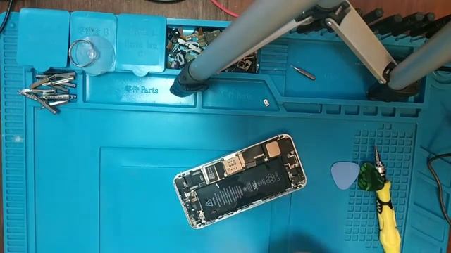 Как снять аккумулятор с iphone 5s смотреть онлайн