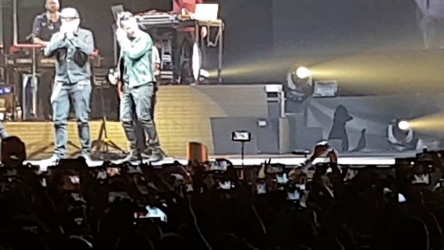 Intro concerto + Duri da Battere - Max Pezzali Nek Francesco Renga Palasele Eboli 31 Gennaio 2018 смотреть онлайн