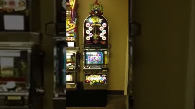 Little Green Men Slot Machine смотреть онлайн