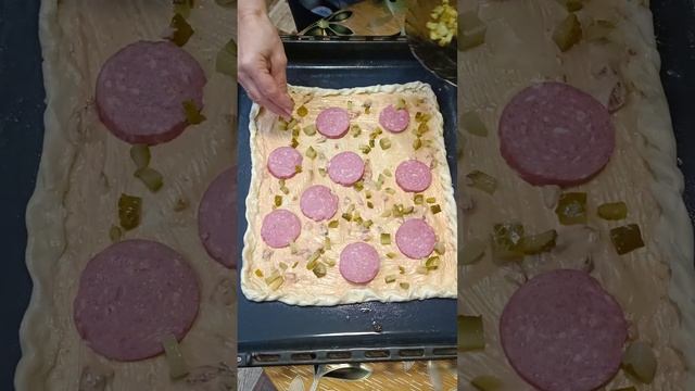 Готовим домашнюю пиццу смотреть онлайн