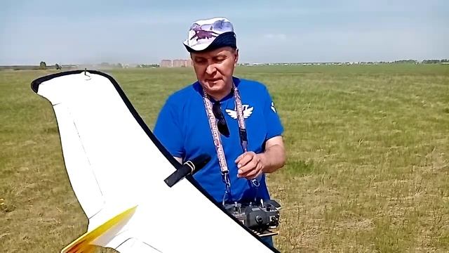 Тренировочное крыло смотреть онлайн