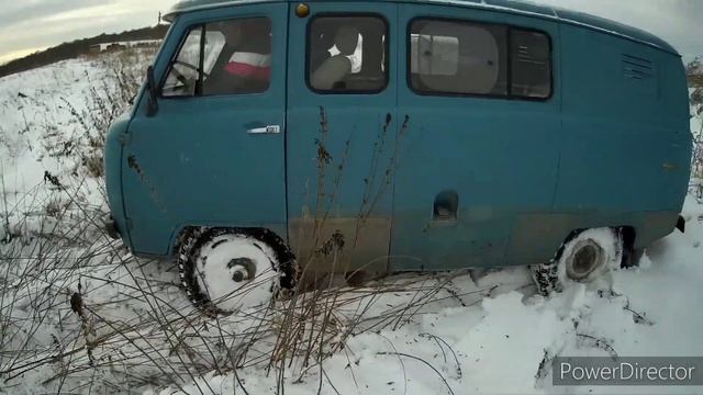 добываем арматуру из плит , спина в мыле , кувалда в помощь. смотреть онлайн