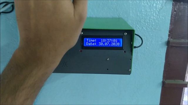 Make a Wall Mount Infrared Thermometer with SD Card Temperature Logging смотреть онлайн