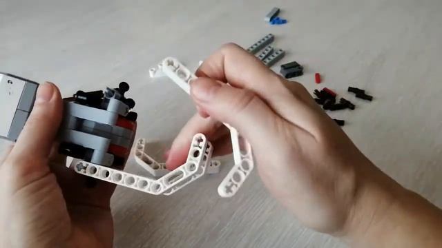 Lego EV3 захват на большом моторе. A grab mechanism ev3 смотреть онлайн
