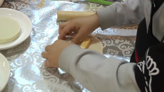 Сэуканг чизыстик - сырные роллы смотреть онлайн