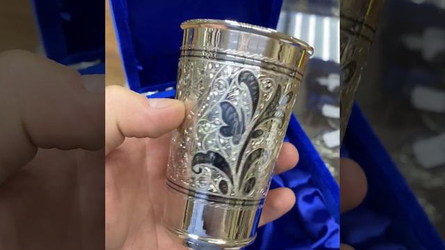 Высокий серебряный стакан , СТ121 смотреть онлайн