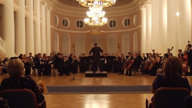 П.И.Чайковский Симфония №5 (3 часть) смотреть онлайн