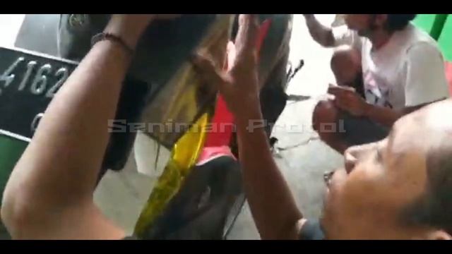 ORACAL,, CUTTING sticker MIO J смотреть онлайн