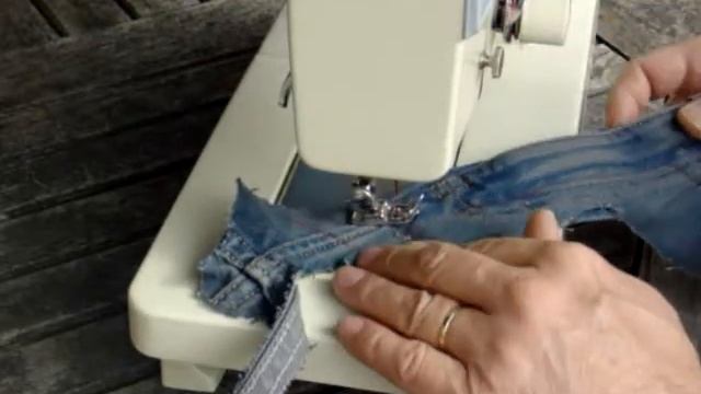 Singer 5147 Sewing Machine