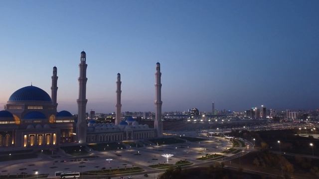 Центральная мечеть города Астана - самая большая мечеть Казахстана и Средней Азии! смотреть онлайн