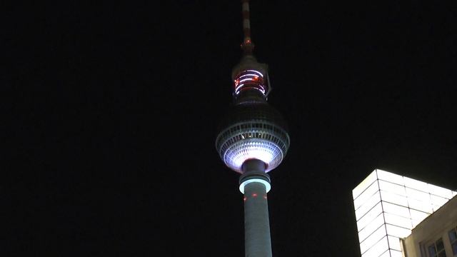 DER BERLINER FERNSEHTURM - THE BERLIN TV TOWER 2014 смотреть онлайн
