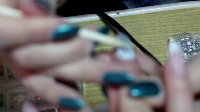 Perfect At Home Manicure Tutorial/ Маникюр С Камушками | Manicure with pebbles смотреть онлайн
