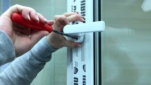 Как снять/заменить ручку с пластикового окна?