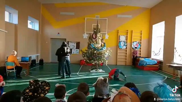 Белый лотос в школе смотреть онлайн