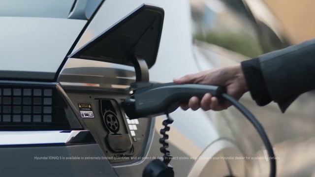2025 Ram 1500 REV - один из самых мощных серийных пикапов