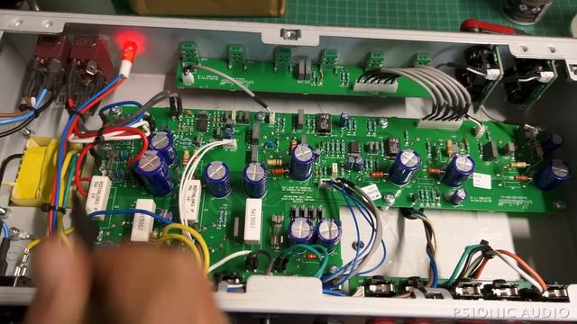 Marshall Studio Vintage 20 | An In-Depth Look смотреть онлайн