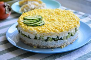 Салат с горбушей. Один из самых вкусных салатов с рыбой который я знаю. Делюсь рецептом