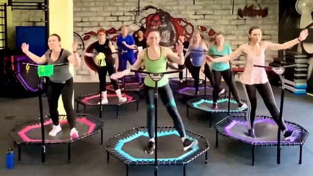 Мега связка джампинг-фитнес, тренировка Jumping-fitness