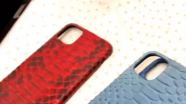 Чехол - накладка, для телефона Apple iPhone 11 Pro Max, из кожи питона. смотреть онлайн