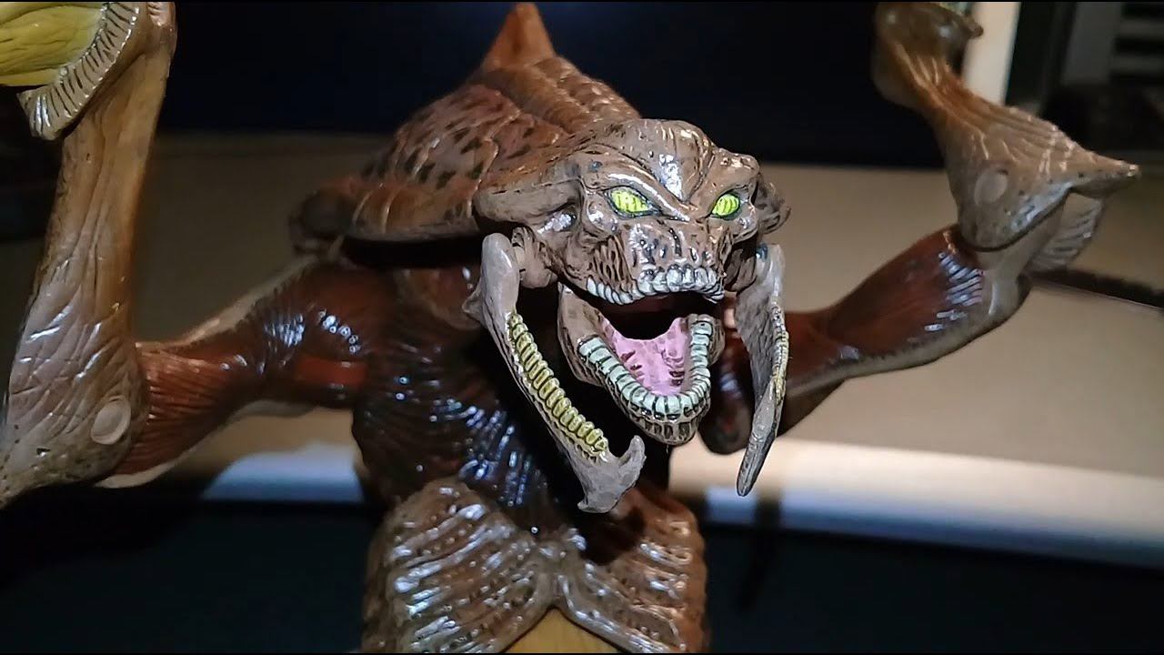 Toy Hunt! 2004 Toycom Hydralisk Zerg Warrior Strain from Starcraft 1, Series 1! смотреть онлайн