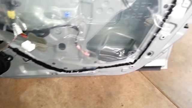 2013-2015 Nissan Sentra - Metal Door Frame - Plastic Door Panel Removed To Upgrade Speaker смотреть онлайн