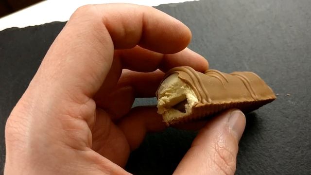 Kinder Bueno Ice Cream Bar