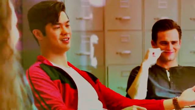 Hannah & Zach | Let It Go смотреть онлайн