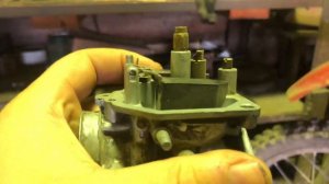 Почему капает бензин из карбюратора на альфе или пит байке