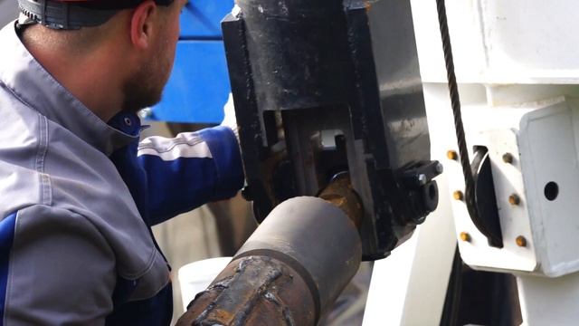 Бурение артезианской скважины на воду смотреть онлайн