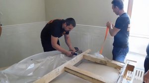 Такелаж круглой ванны: подъем на верхний этаж загородного дома