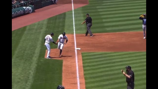 7/26/2021 | Cesar Hernandez Game Tying Home Run - Tom Hamilton смотреть онлайн