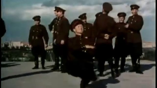 Dances of the soldiers 480p смотреть онлайн