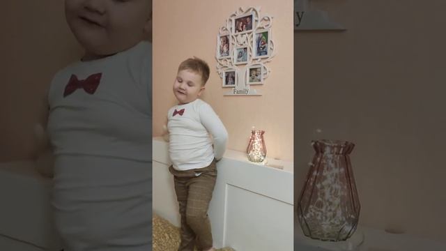 Кожокарь Тихон Михайлович -  Басня «Осел в львиной шкуре» Жан де Лафонтен смотреть онлайн