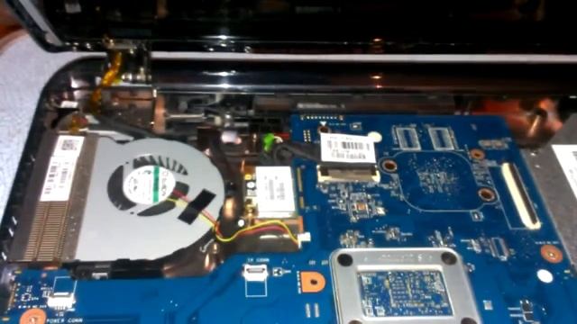 ноутбукЪ HP 15-g002sr \ нет изо, ремонт шлейфа дисплея смотреть онлайн